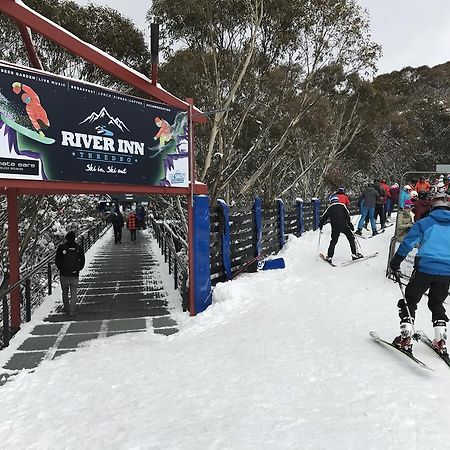 The River Inn Thredbo Esterno foto